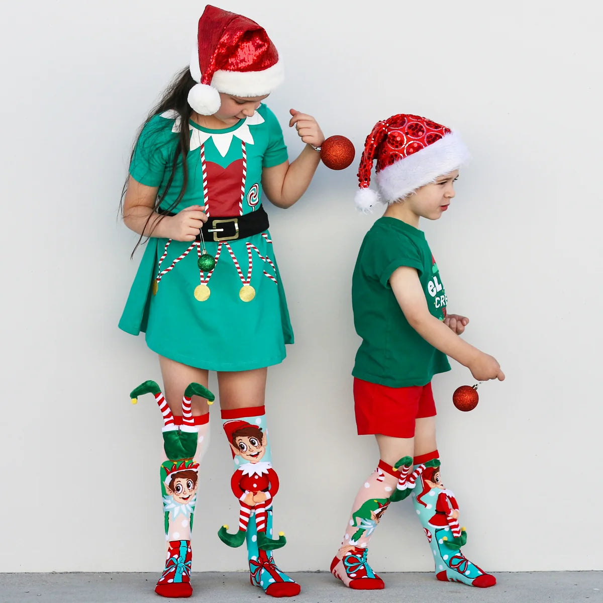 MADMIA Elf Socks – коледни чорапи с 3D плюшени елфи