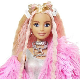 Кукла Барби с Розово Палто Barbie Mattel