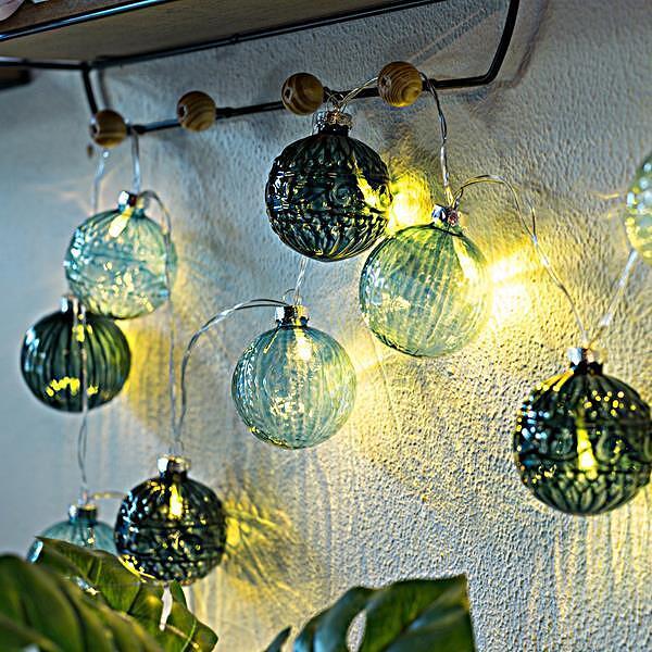 Лампички с топки, зелени, стъкло, 10LED с адаптор