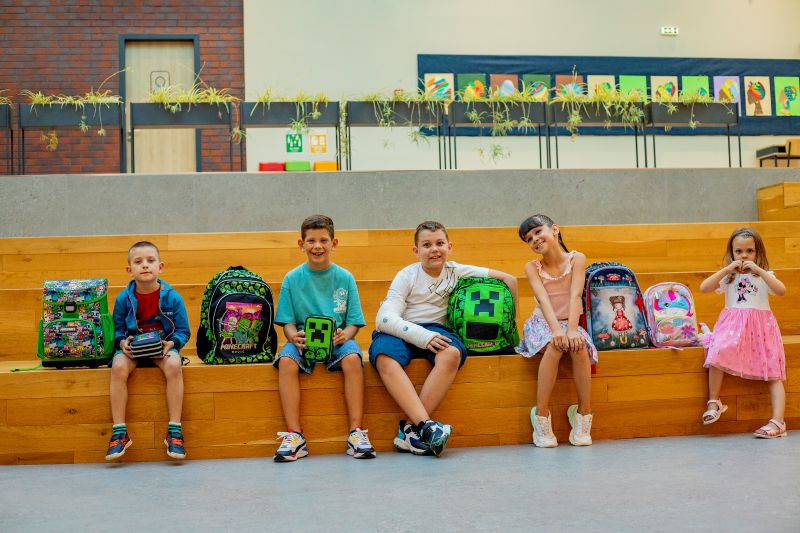 Ученически сет Minecraft Ergonomic - 3 части (раница, несесер и спортна торба)