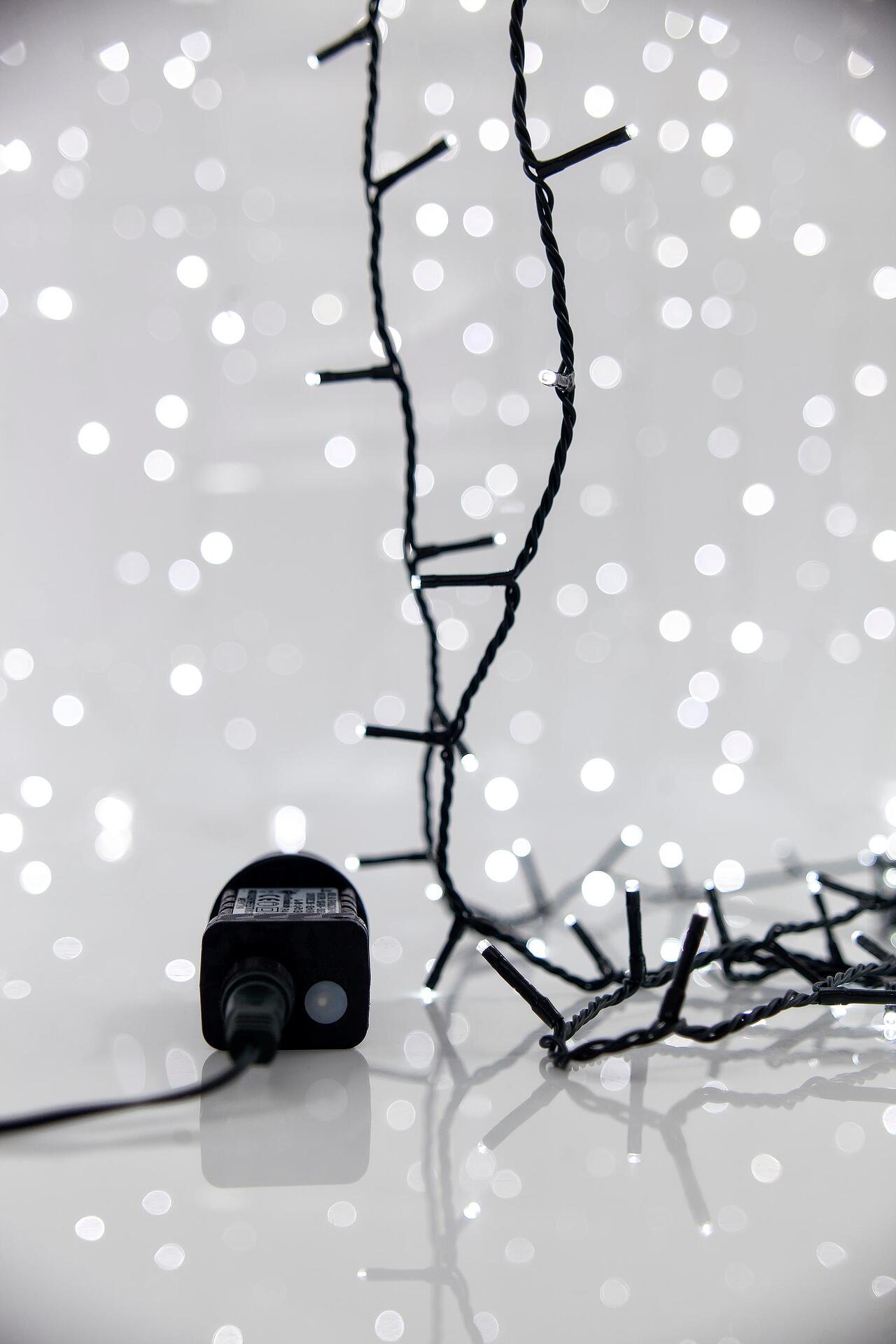 ЛАМПИЧКИ, 900 LED,31V АДАПТОР С 8 ФУНКЦ.,W, ЗАХР.КАБЕЛ 3m, IP44