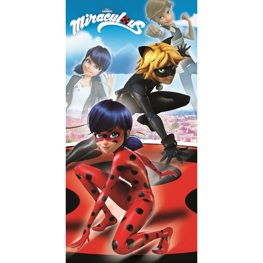 Плажна хавлия Калинката и Черния котарак