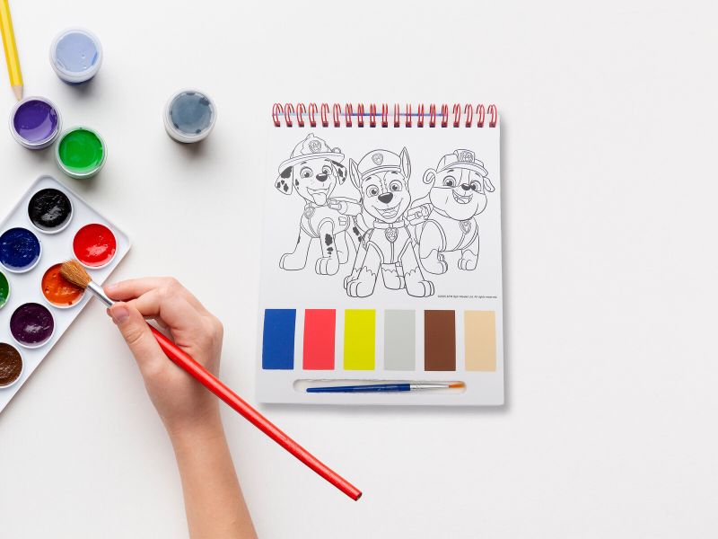Скицник за оцветяване Paw Patrol с водни бои