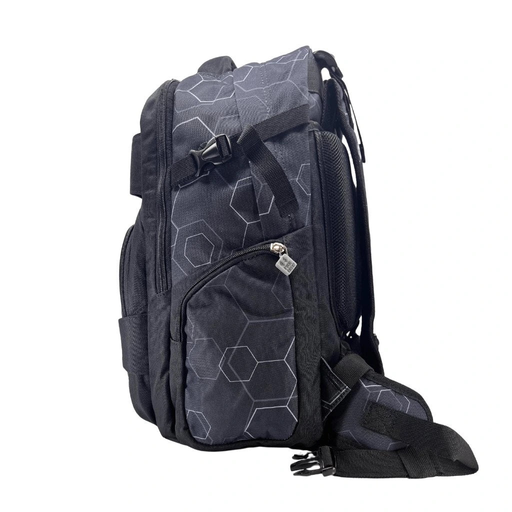 Ученическа раница Pixie Crew Hexa Black ергономична